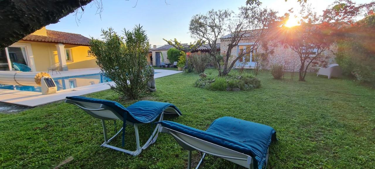 Petit Gite De Provence Mazan Esterno foto