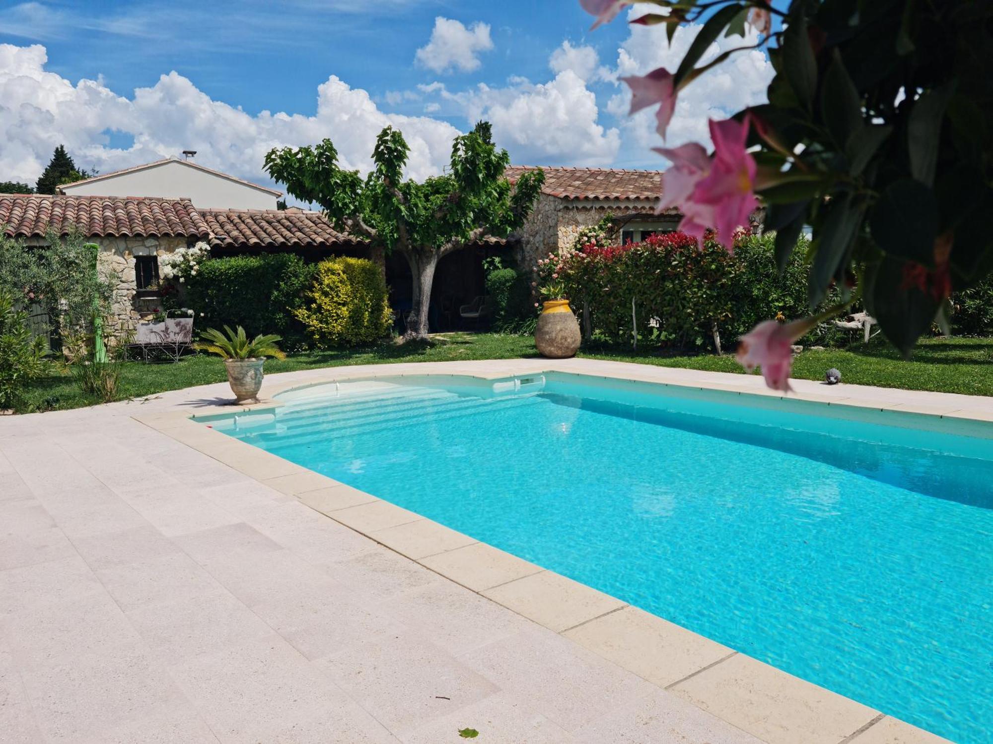 Petit Gite De Provence Mazan Esterno foto